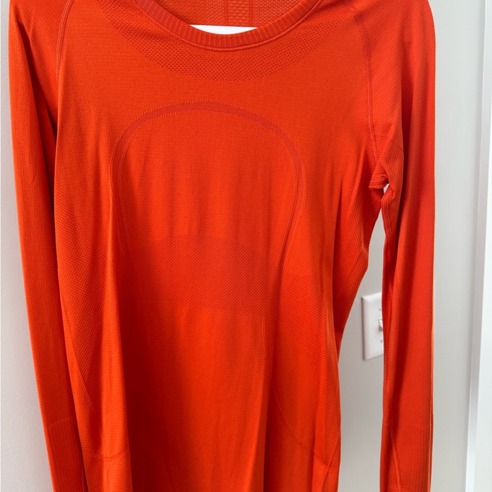 Lululemon Women’s Swiftly Tech Longsleeve